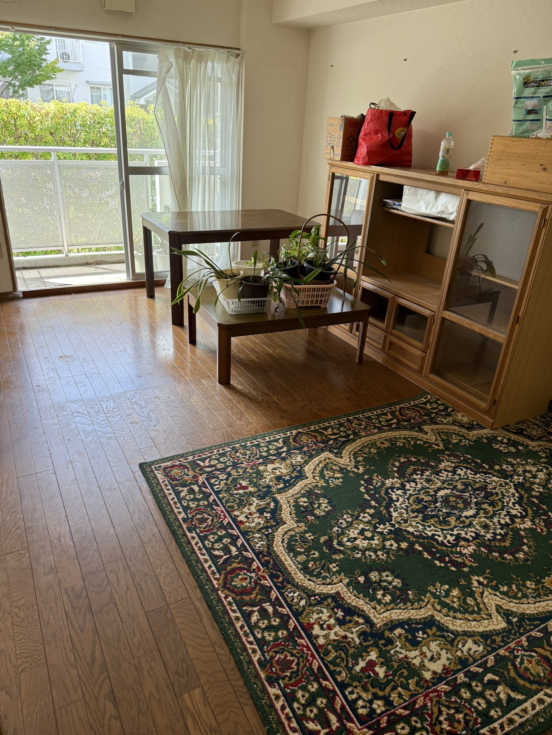 店舗什器回収前