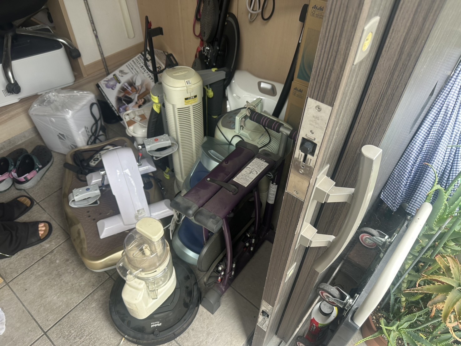 庭の不用品回収前